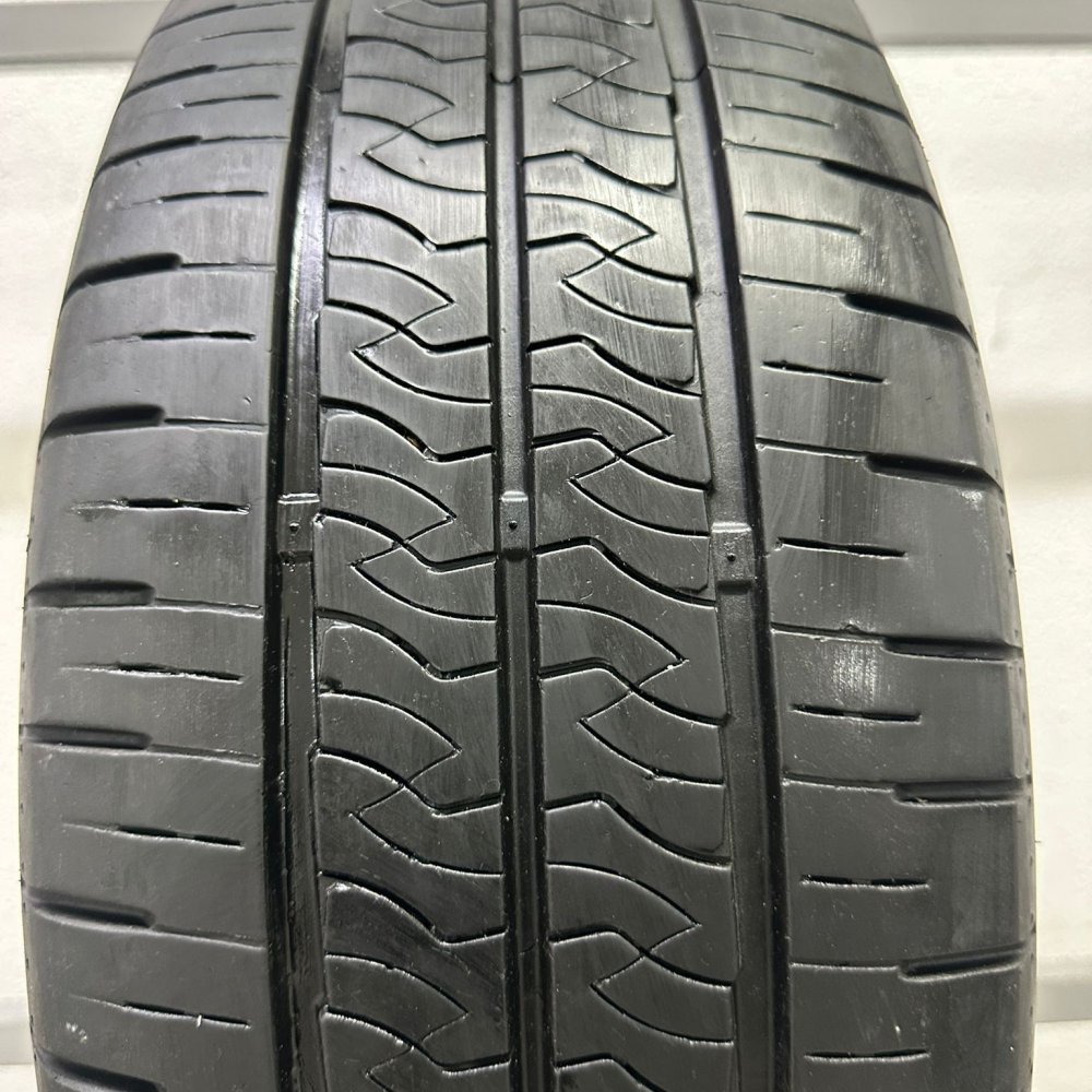 235 55 18 KUMHO PORTRAN YAZLIK 2023 TARİHLİ TEK ADET